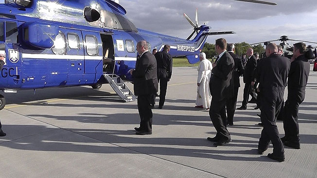 Papst fliegt mit der Bundespolizei