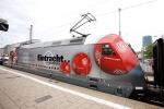 Eintracht-Lokomotive im Hauptbahnhof Frankfurt präsentiert