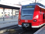 Einer der neuen ET 425 der S-Bahn Hannover in Hildesheim