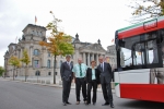 MVB bei Bus-Demo vor dem Berliner Reichstag dabei