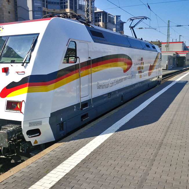 Lokomotive zu „25 Jahre Deutsche Einheit“