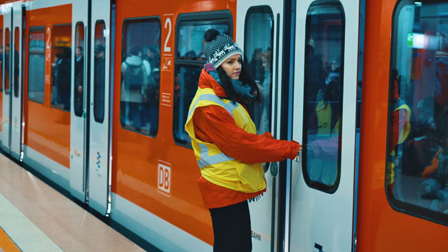 S-Bahn-Helfer erreichen weiterhin kürzere Haltezeiten