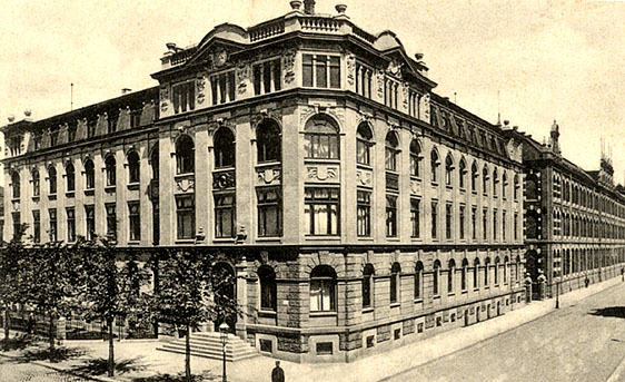 Verwaltungsgebäude Hartmann Werke 1900