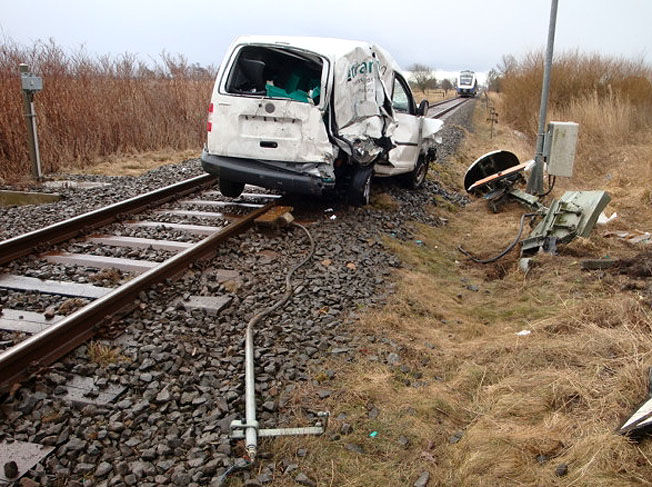 Unfall auf Bahnübergang